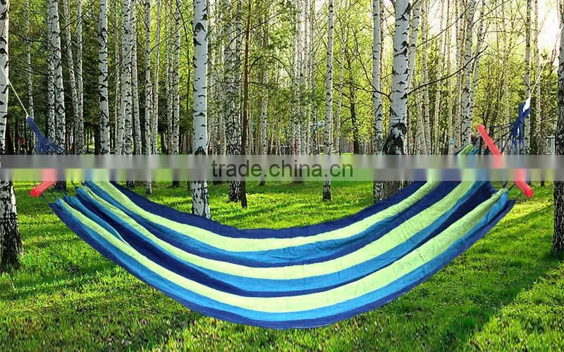 Folding outdoor hammock