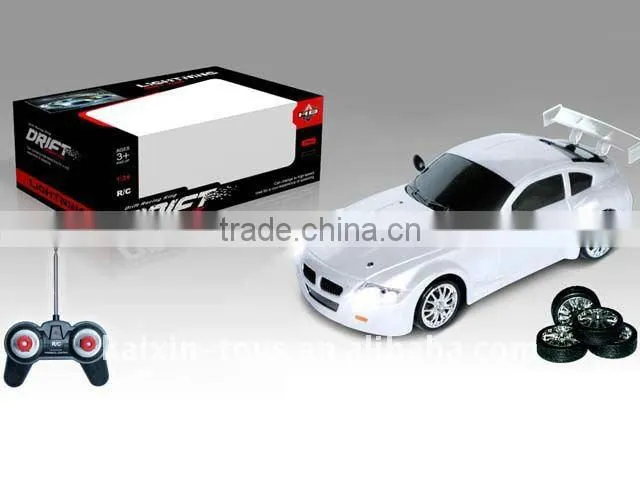 1078097 4 Function 1 24 Scale RC Car with light