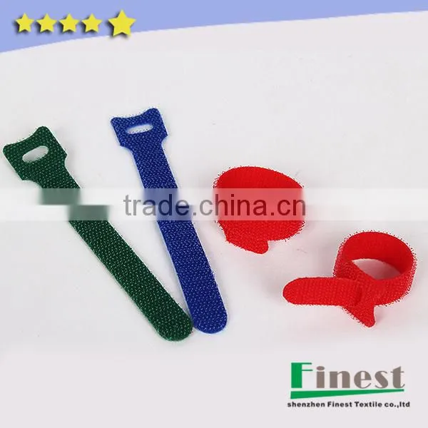 black hook loop cable tie