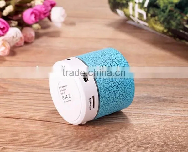 Hot selling wireless cheap mini bluetooth speaker with flashing light