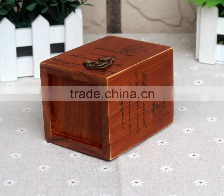 Zakka do old wooden pen container