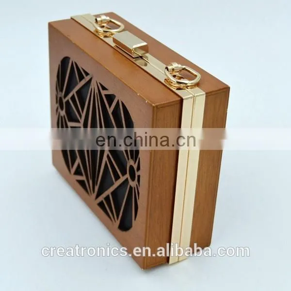 CR Factory OEM acceptable engraving patterns hollowed-out design metal frame long chain rectangled shaped wooden box clutch bag