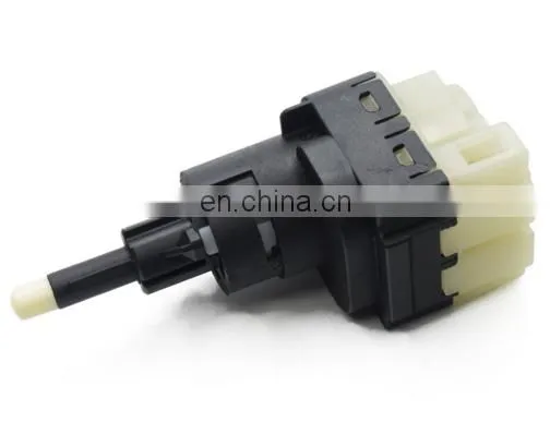 Top Quality Brake Light Switch for Auto 3B0945511A