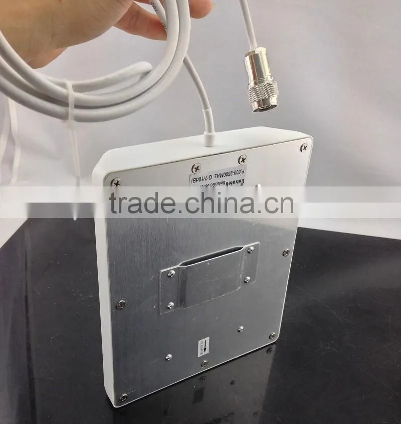 700-2700mhz Waterproof wideband outdoor antenna for 4g