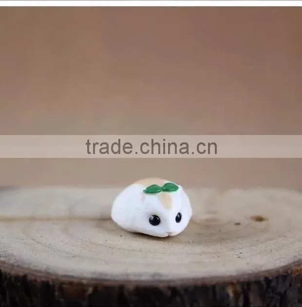 Lovely popular cat toy plastic figure /cute toy for kids