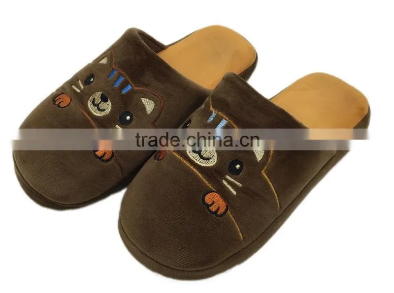 Cheap men cloed toe cartoon printed indoor slipper