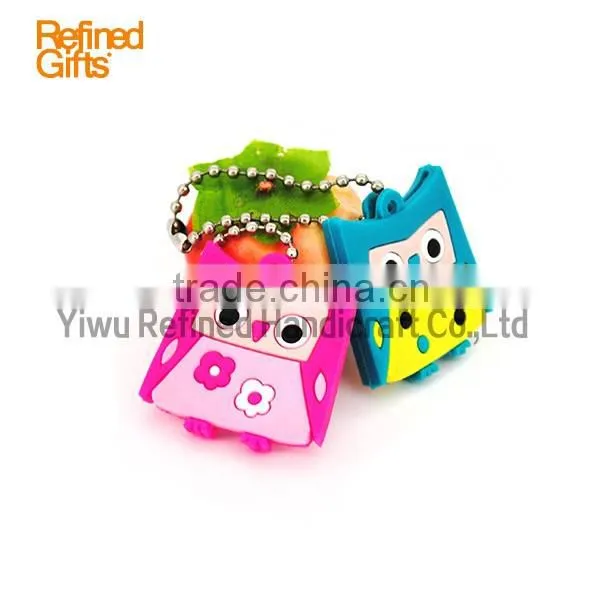 Creative Red Blue Owl keychain Personalized pvc rubber Animal Keychain