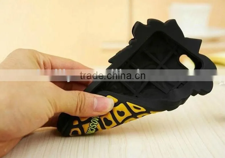 2013 the Hottest !!! 3D fruit design 100% eco-friendly silicone mobile phone cover