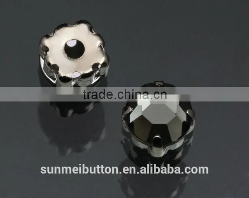 Hot Sale Round Shape Black Crystal Rhinestone Upholstery in Metal Sew on Setting