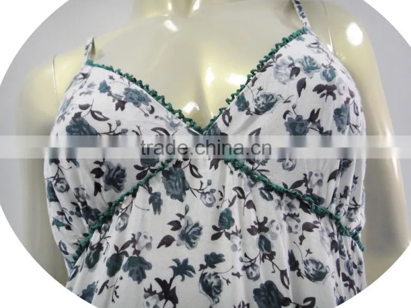 sexy and delicate sleeveless nightgown with pattern