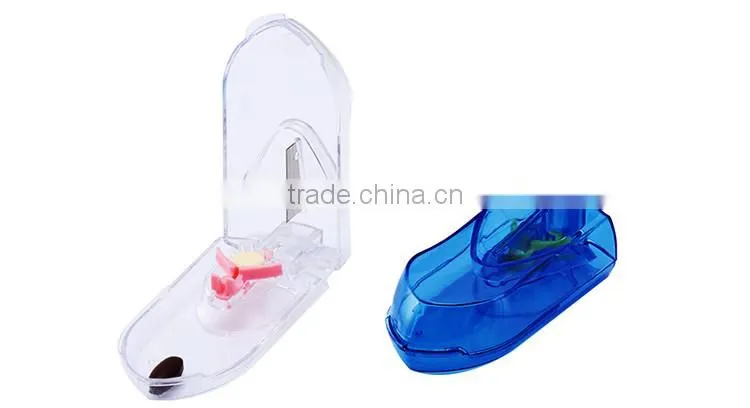 Factory Direct Supply mini multifunction waterproof plastic pill cutter