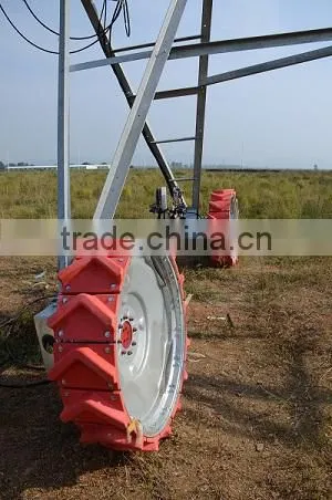 irrigation machinery of self-propelled drivable mobile center pivot