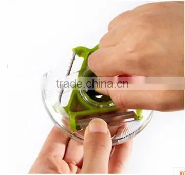 3 in 1 peeler / fruit and vegetable peelers/cutter