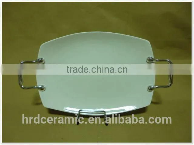 2015 Cina supply stock ceramic square plate with Metal handle