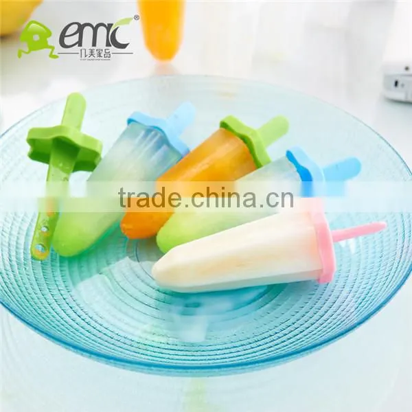 2092 New Plastic Home ice cream maker with 6 moulds