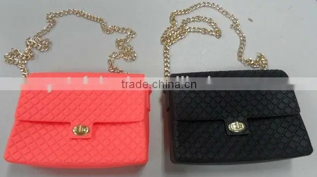 Round shaped button and metal chain silicone bag