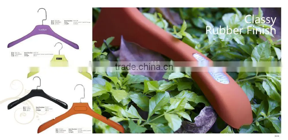 high quality plastic hanger velvet antislip women coat hanger