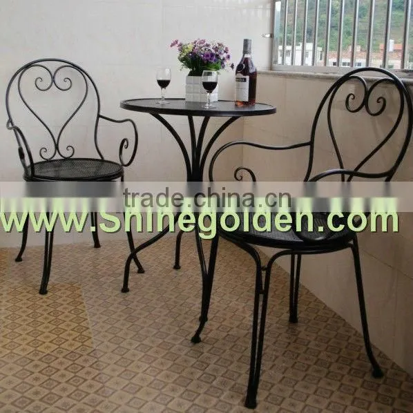 Iron Garden Table and Chairs