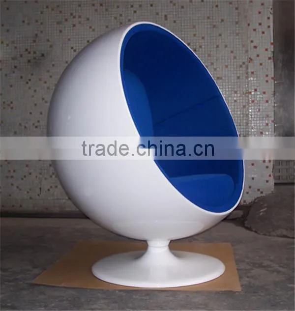modern fiberglass Eero Aarnio Ball chair