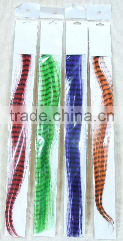 Feather pattern clip-in hair extension