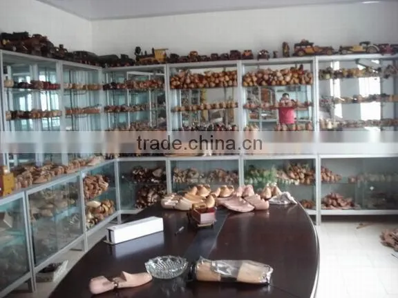 Cedar wooden shoe tree cedar