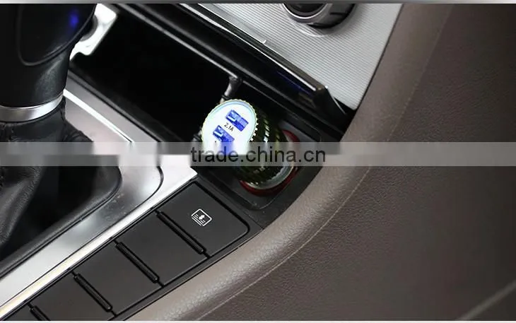 AFC3032 Dual USB Output Mobile Phone Car Charger USB Car Adapters