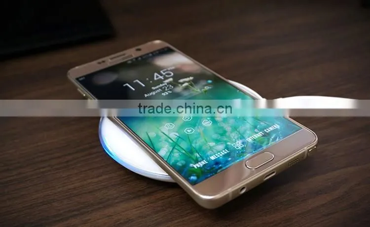 Hot selling 5v 2a output white or black wireless charger for samsung galaxy