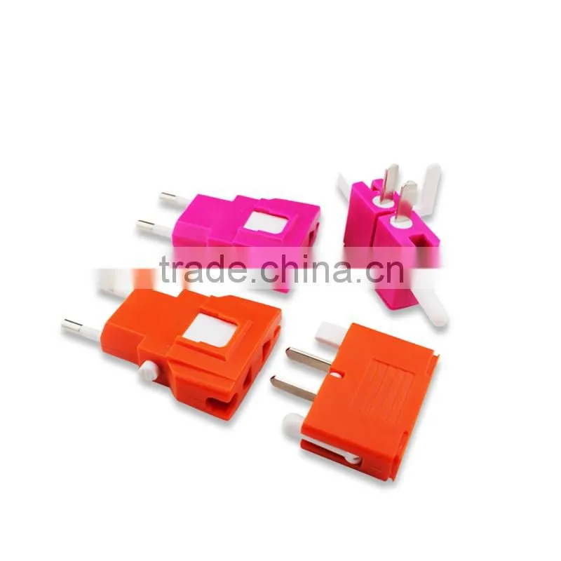 2016 Universal world travel adapter