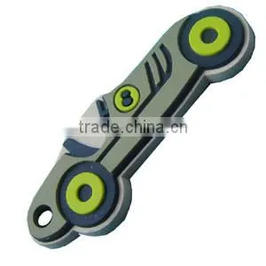 Manufacter OEM Logo Cute Custom Cartoon 2D Soft PVC Rubber Keychain