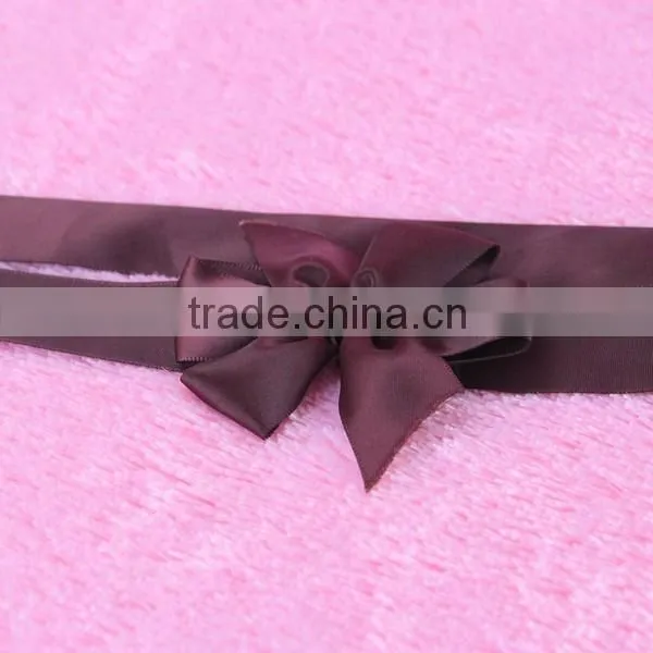 ribbon bow with elastic loop