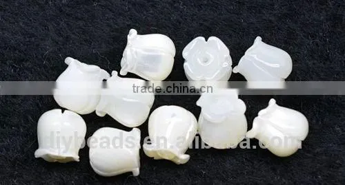 7mm white shell flower beads