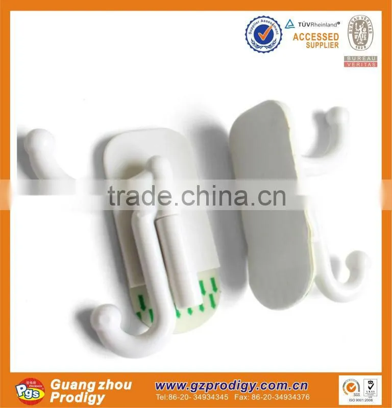 hot selling small plastic strong self adhesive wall hanging clothes hooks