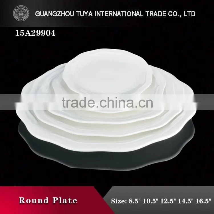 Having a unique style of dinner plates