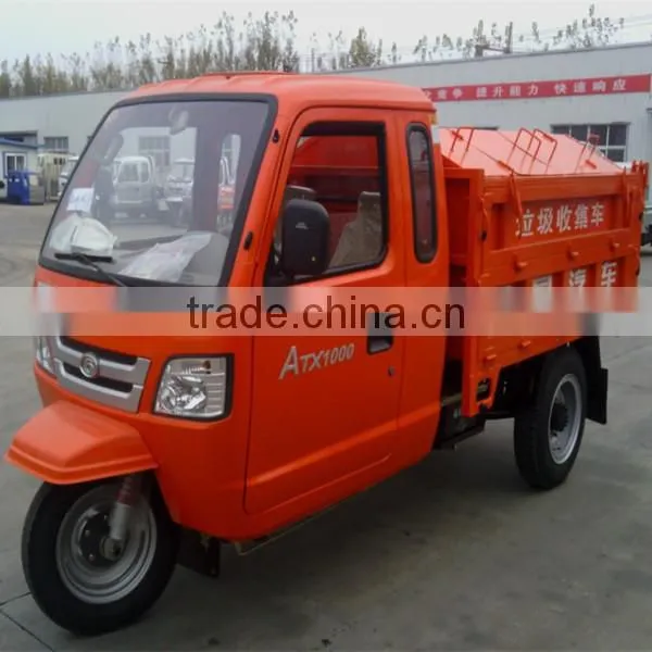 Garbage transport vehicle