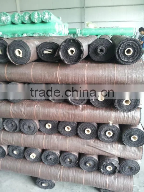 brown woven pp weed mat with green mark line