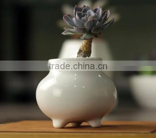 2016 new design small glazed chinese ceramic white flower pot