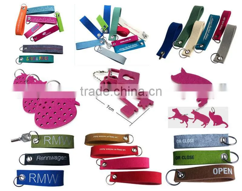 New hot sale China animal design cheap wholesale fashion key ring products promotional gift craft fabric felt wolf keychain