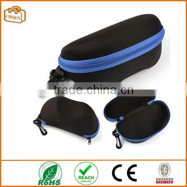 Fashion Portable Carabiner Eye Glasses Sunglasses Hard Case Protector Box (Blue)