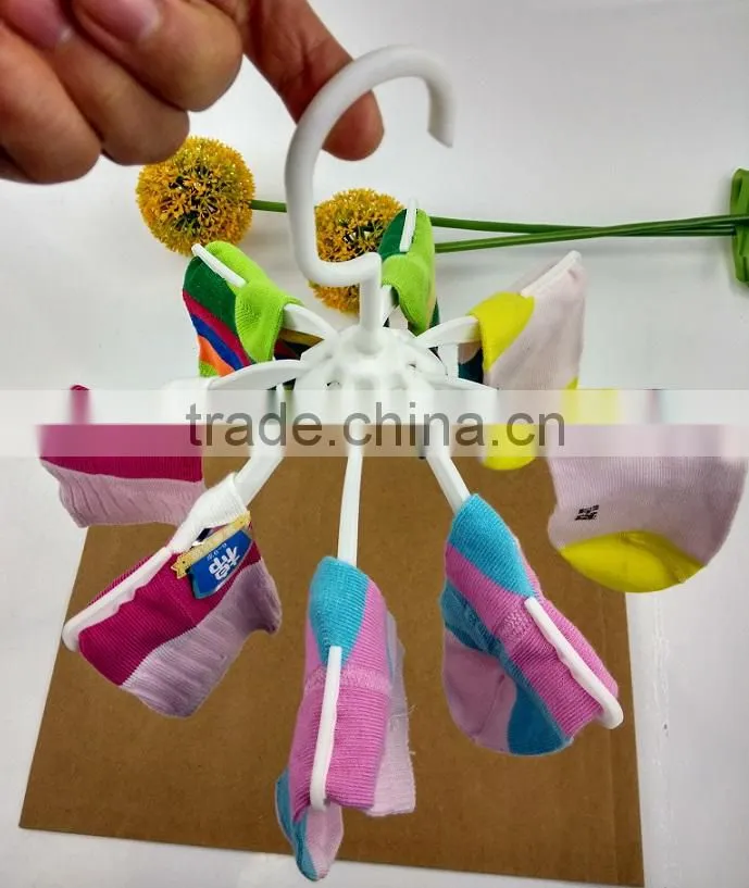 2017 cheapest than all ,hot selling!! plastic sock hangersock drying hangersock dryer hanger,8 plastic pegs, only hand can use