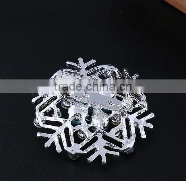 F20041N New design Christmas snow brooch pins fancy frooch pins