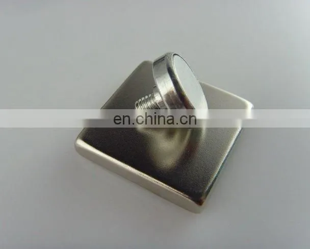 magnetic hook assembly