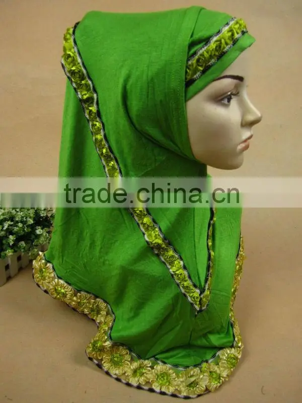 A515 Flower design 2 piece cotton Al- Amira hijabs