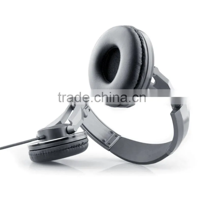 fashion headphone 2015 hot newest style on-ear high quality headphone noice cancelling heaphone