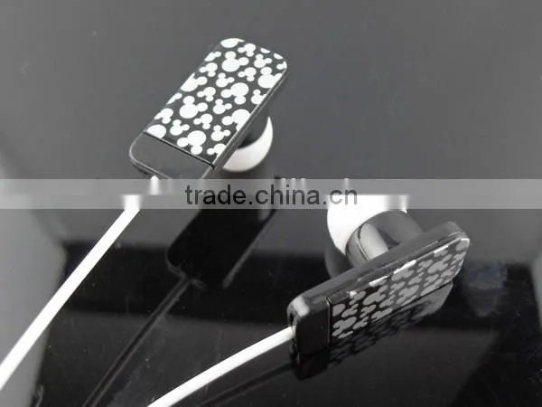 Fashional design newest color plastic earbud shantou manufacture