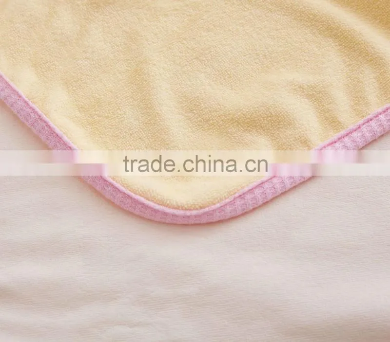 Designs Yellow Terry Towel Cotton Waterproof Coated PU / Polyurethane Sheet