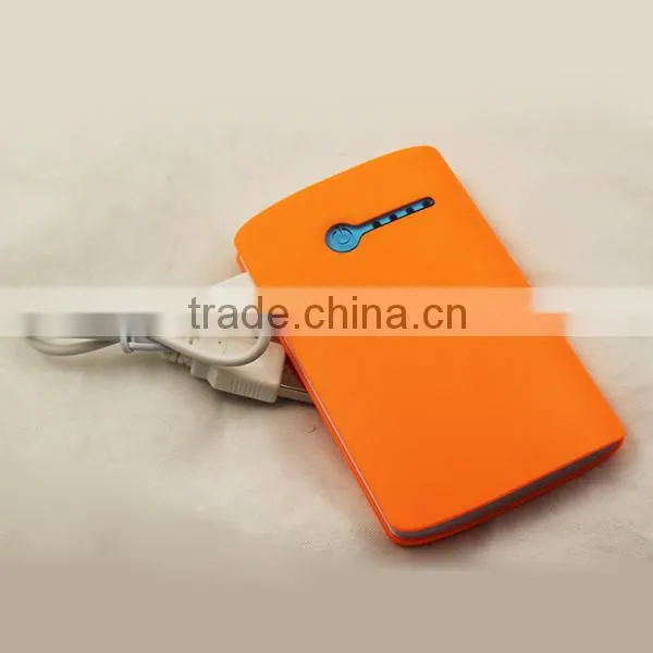 2016 new design ultra slim 5V 1A promotional 4000mah mobile solar power bank
