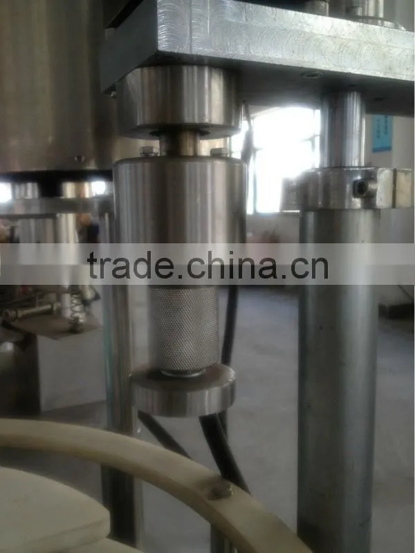 Seafood sauce jar screwing cap machine