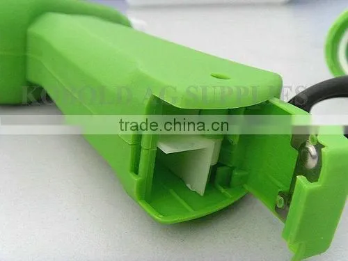 disinfecting gun battery trigger sprayer 4*1.5A battery operated