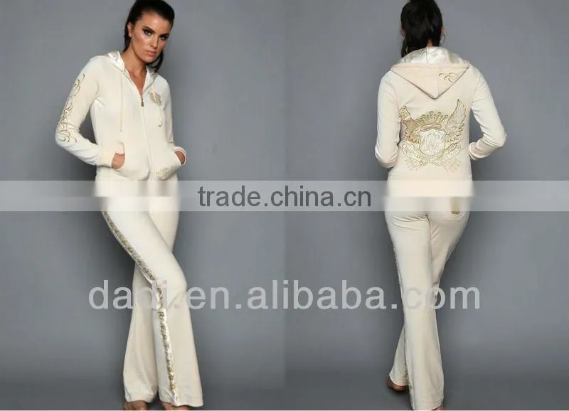 Canada High Quality Green Velour Women Tracksuit With Hoodie Embroidery , Velour Set