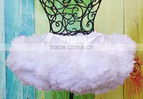 Baby girl tutu bloomers tulle ruffles diaper cover matching a floral headband wholesale factory price